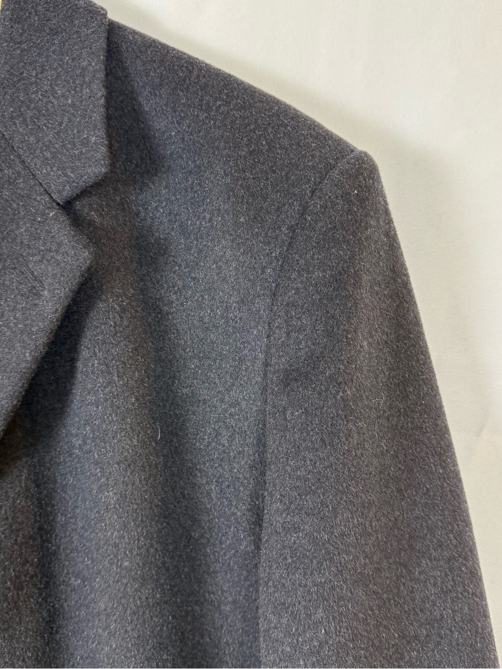 Jos A Bank Black Wool Blend Overcoat Mens 44 Long Classic 3 Button Coat - Picture 3 of 9